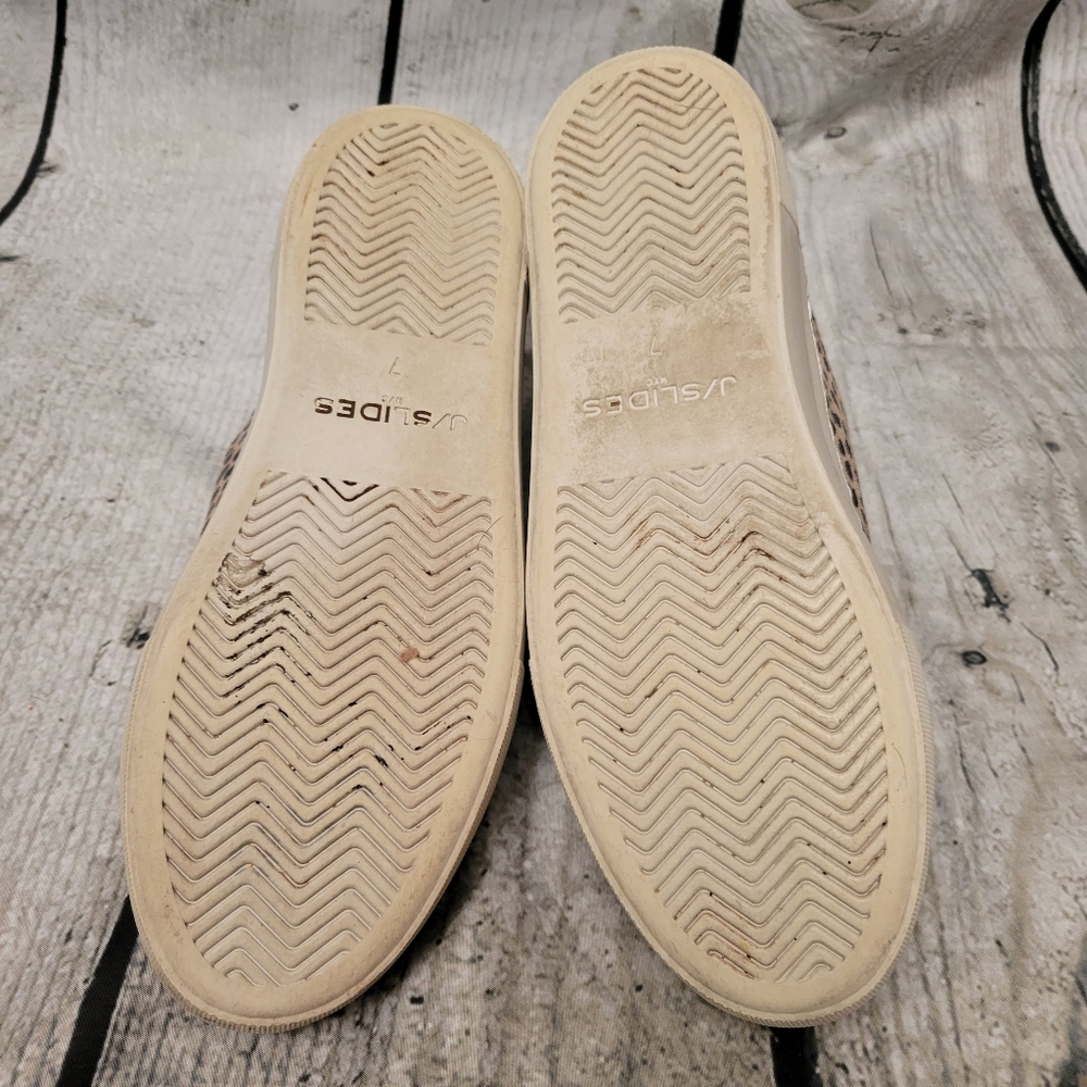 Leopard Print Slipons - Picture 3 of 3
